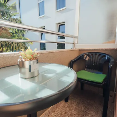 Sobe Francis * Međugorje